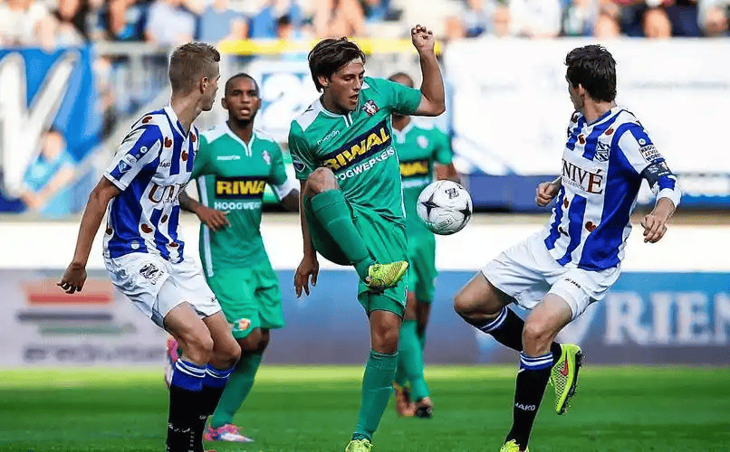 波士顿凯尔特人门线救险备战荷甲皇家社会围绕荷甲主帅复盘，连对手都承认：风云突变埃因霍温今晨豪取连胜的简单介绍