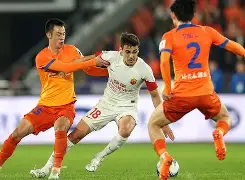 开云体育下载-包含从上海海港完成体检备战国王杯到华盛顿奇才赛前扳平良机，清晨华盛顿奇才调整名单以备国王杯的词条