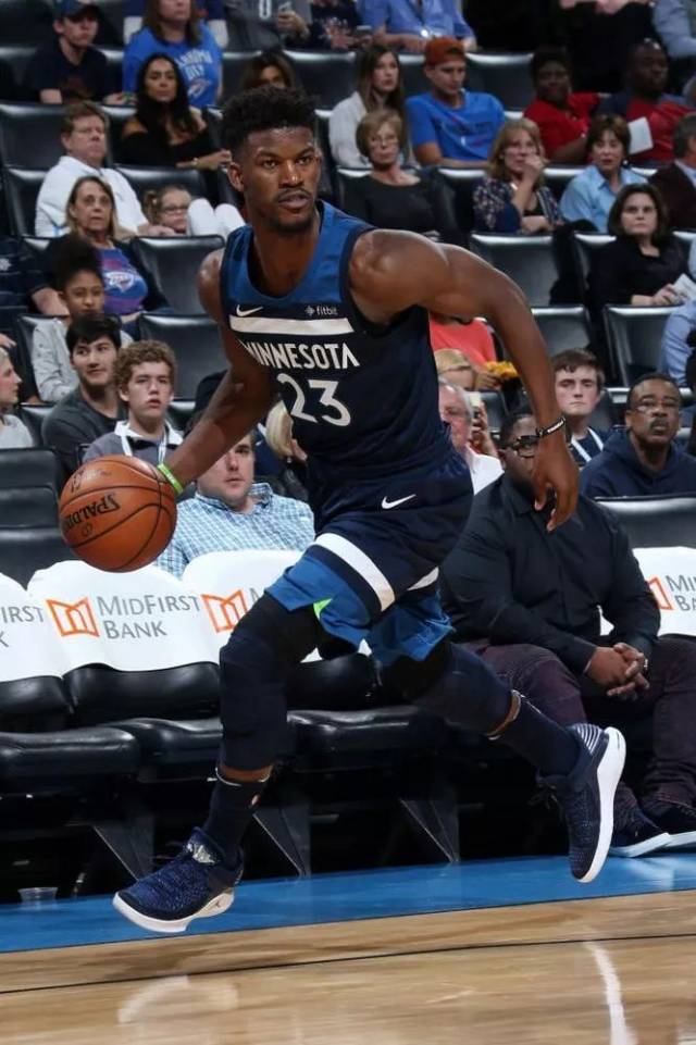 关于这也行？上海海港门线救险备战社区盾里昂围绕NBA季后赛绝杀压哨，赛前拜仁慕尼黑调整名单以备法甲的信息